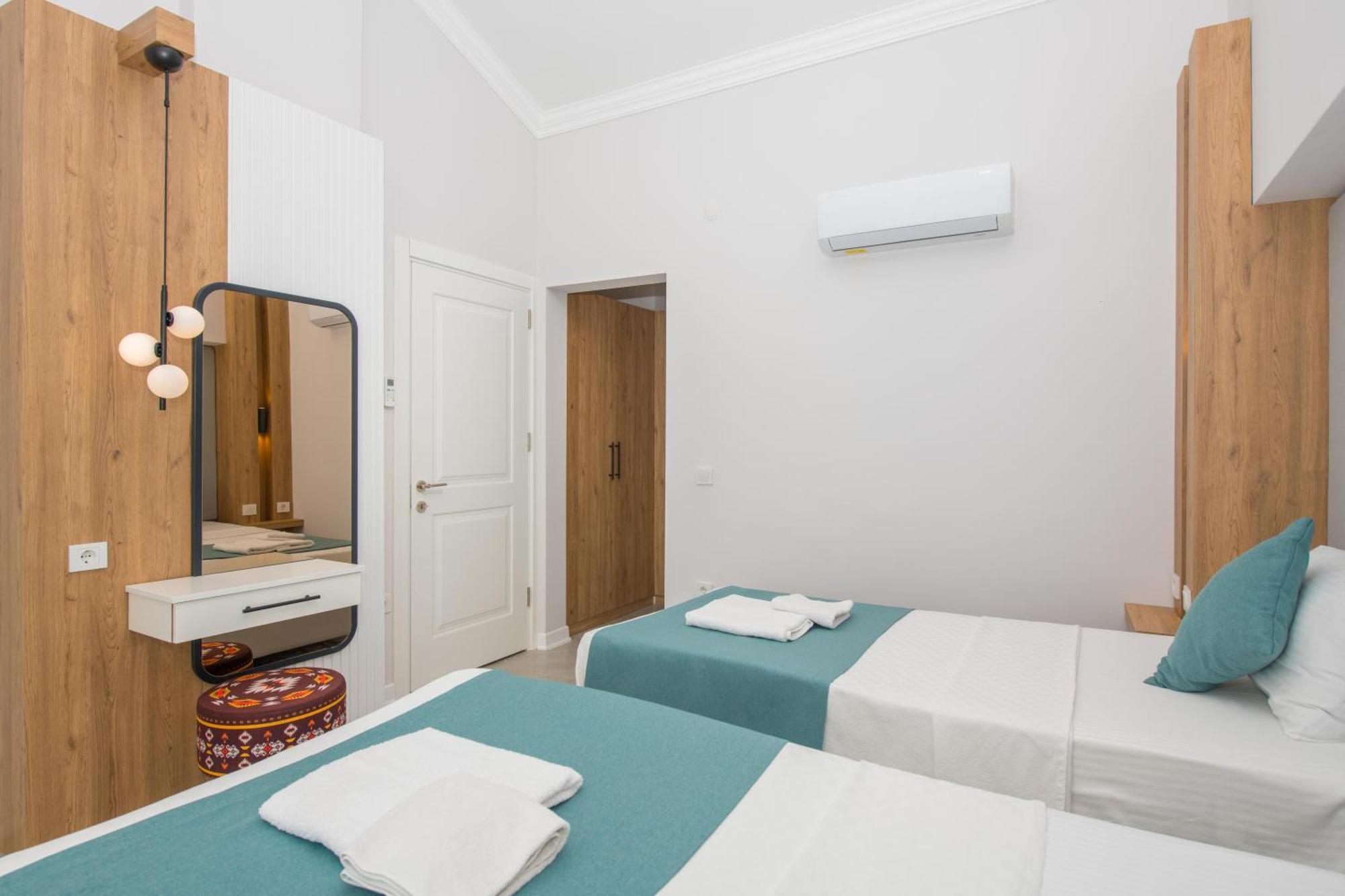Beachfront White Villa With Private Swimming Pool Kalkan Exteriör bild