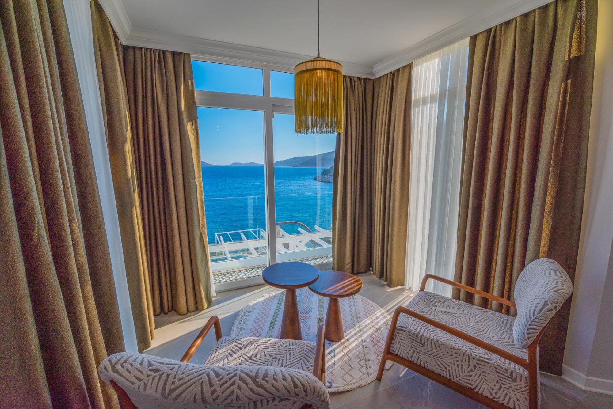 Beachfront White Villa With Private Swimming Pool Kalkan Exteriör bild