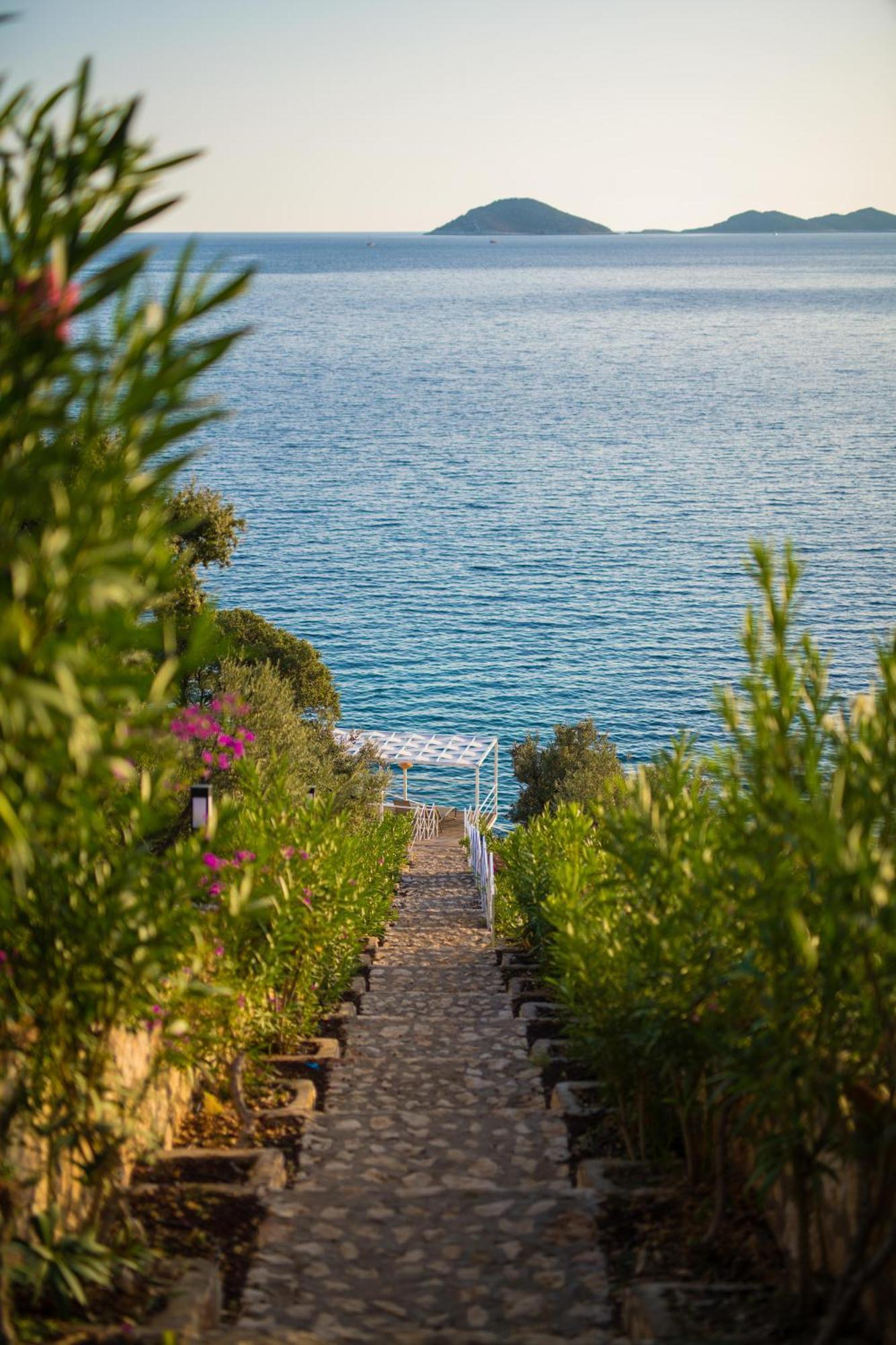 Beachfront White Villa With Private Swimming Pool Kalkan Exteriör bild