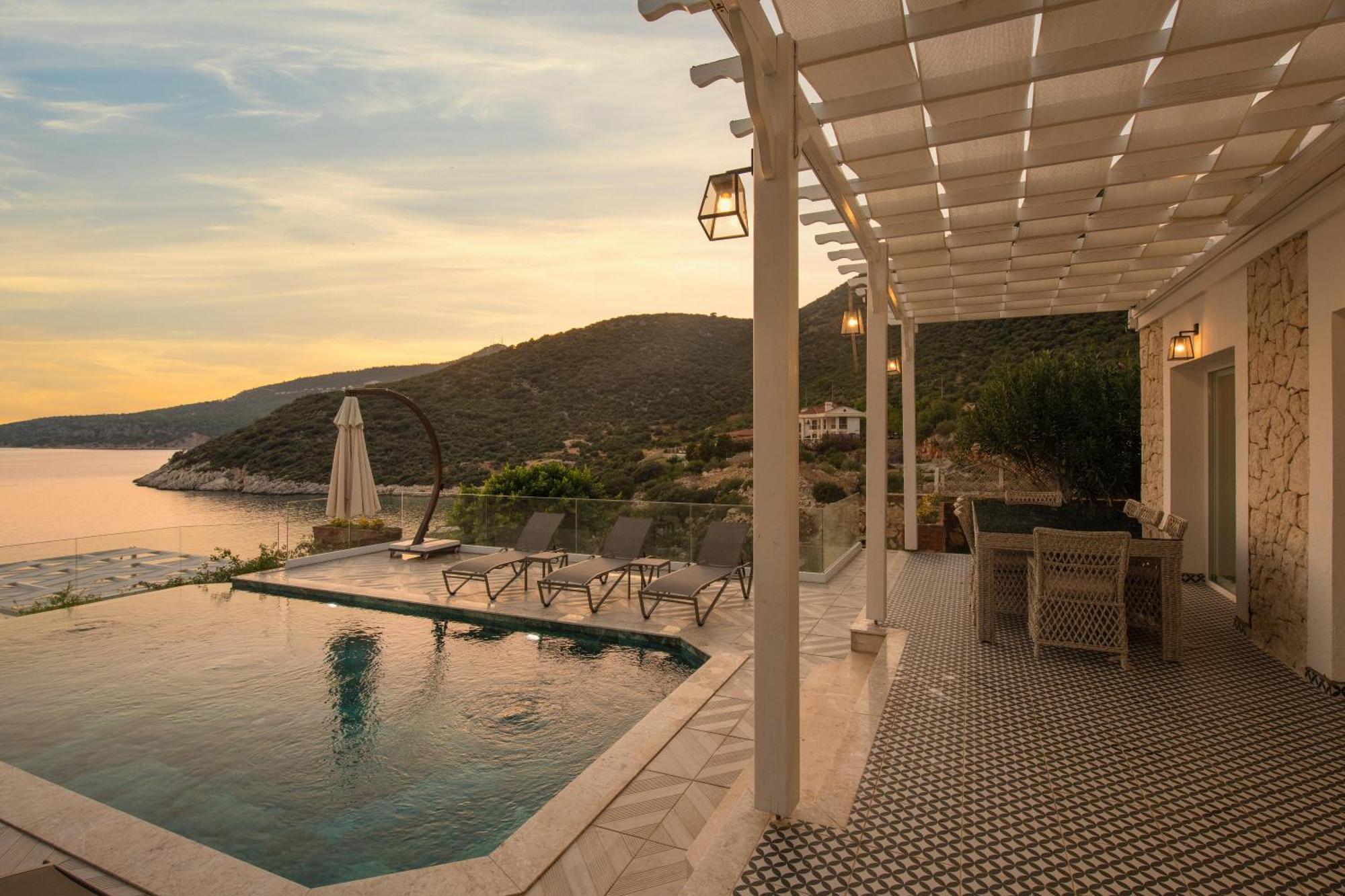 Beachfront White Villa With Private Swimming Pool Kalkan Exteriör bild