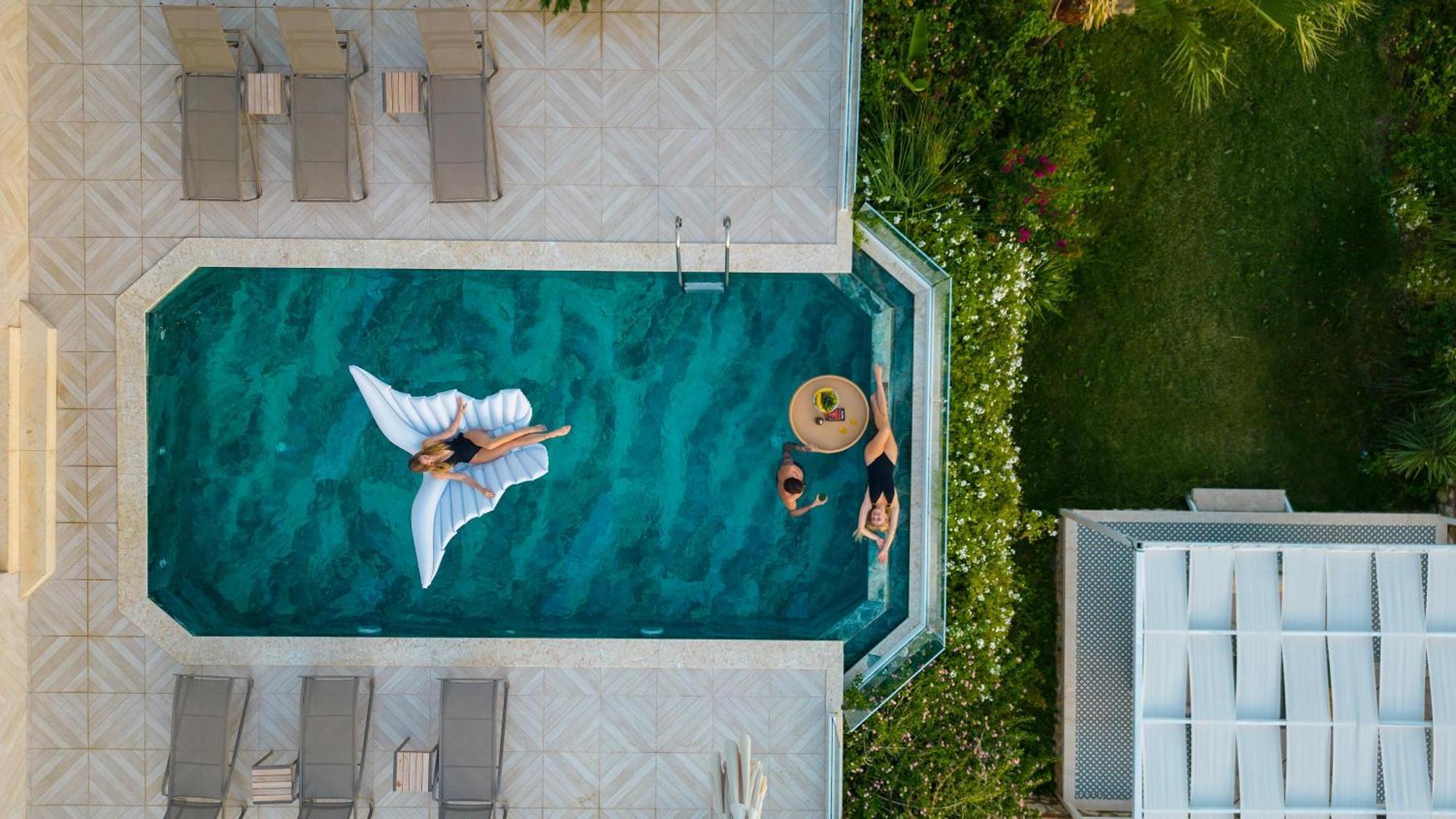 Beachfront White Villa With Private Swimming Pool Kalkan Exteriör bild